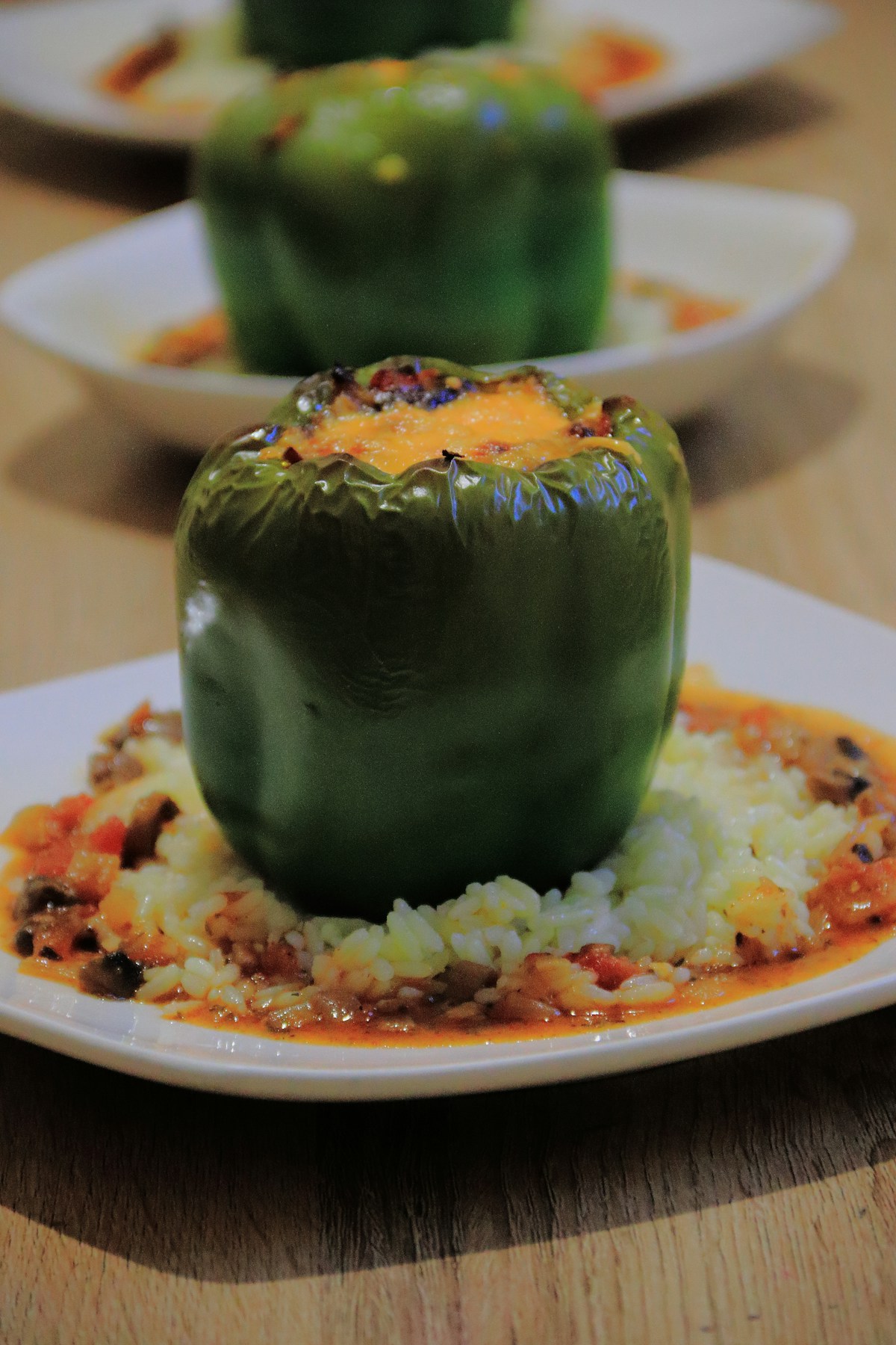 Quinoa Stuffed Bell Peppers (Vegetarian)